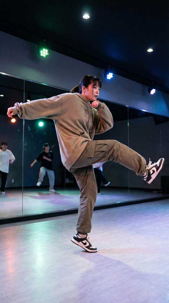 黄色仓库舞蹈视频